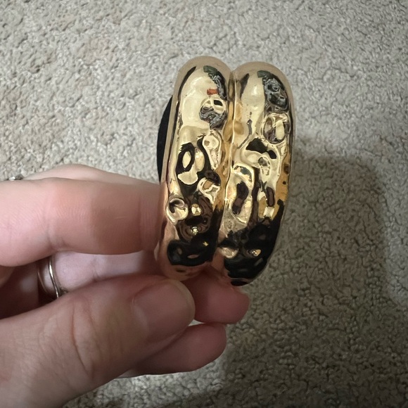 Gold Textured Hair Tie - Picture 1 of 4